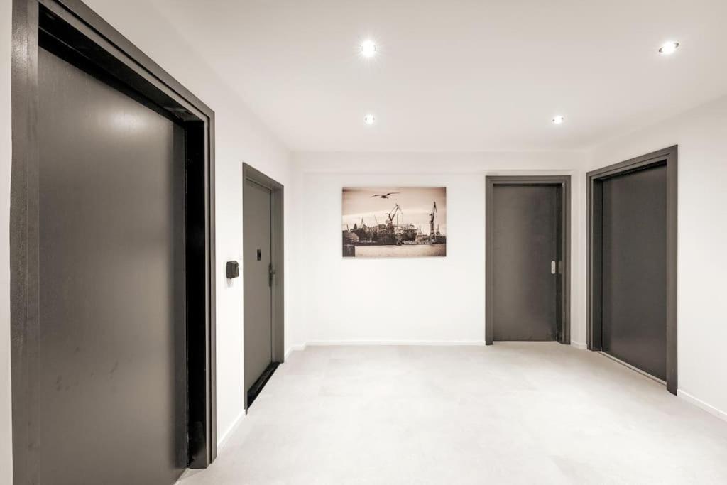 Hh 03 By Rockchair - Superhost Status - Modernes Apartment Mit Sonnigem Balkon & Premium Boxspringbetten In Winterhude - Hamburg Top Geheimtipp Dış mekan fotoğraf