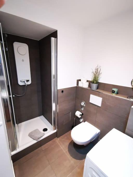 Hh 03 By Rockchair - Superhost Status - Modernes Apartment Mit Sonnigem Balkon & Premium Boxspringbetten In Winterhude - Hamburg Top Geheimtipp Dış mekan fotoğraf