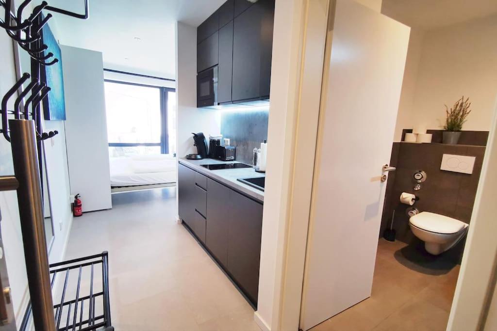 Hh 03 By Rockchair - Superhost Status - Modernes Apartment Mit Sonnigem Balkon & Premium Boxspringbetten In Winterhude - Hamburg Top Geheimtipp Dış mekan fotoğraf